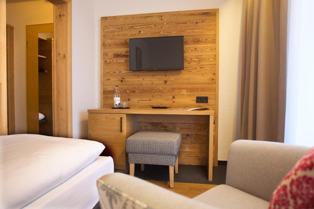 אוברסטדורף Hotel Menning ***S מראה חיצוני תמונה